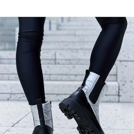 Boots model 204612 - Très Elite