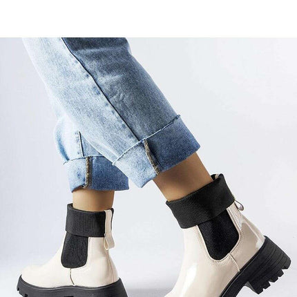 Boots model 204616 - Très Elite