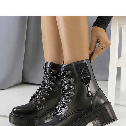 Boots model 204631 - Très Elite