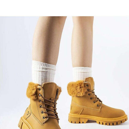 Boots model 204813 - Très Elite