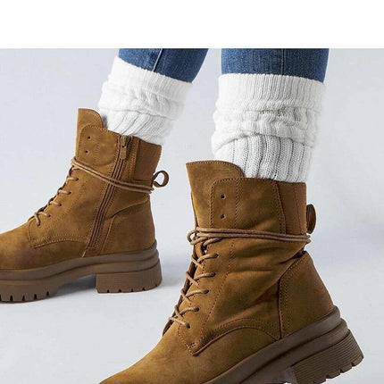 Boots model 204815 - Très Elite
