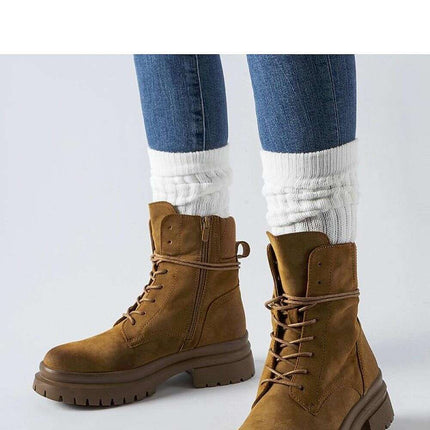 Boots model 204815 - Très Elite