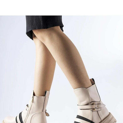 Boots model 204816 - Très Elite
