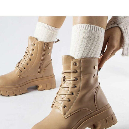 Boots model 204829 - Très Elite