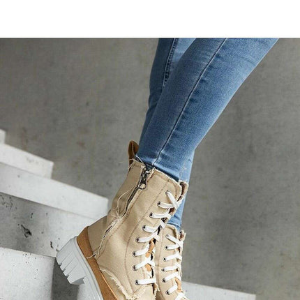 Boots model 204831 - Très Elite