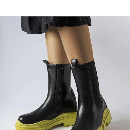 Boots model 204837 - Très Elite