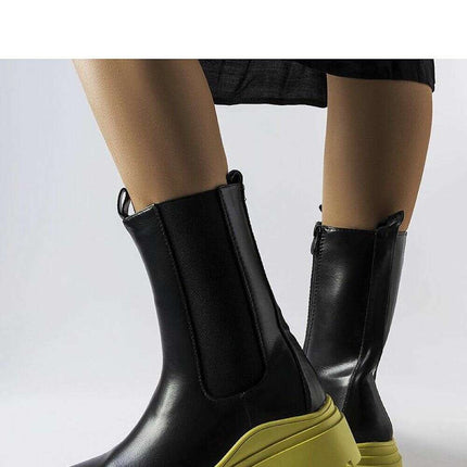 Boots model 204837 - Très Elite