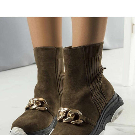 Boots model 204845 - Très Elite