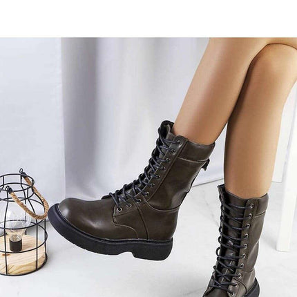 Boots model 204848 - Très Elite