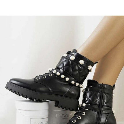 Boots model 204850 - Très Elite