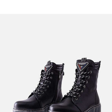 Boots model 204854 - Très Elite