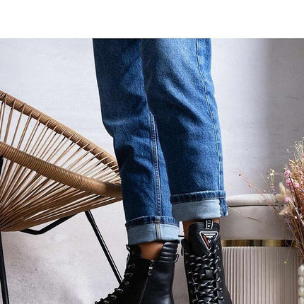 Boots model 204854 - Très Elite