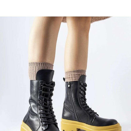 Boots model 205073 - Très Elite