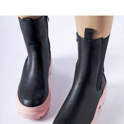 Boots model 205074 - Très Elite
