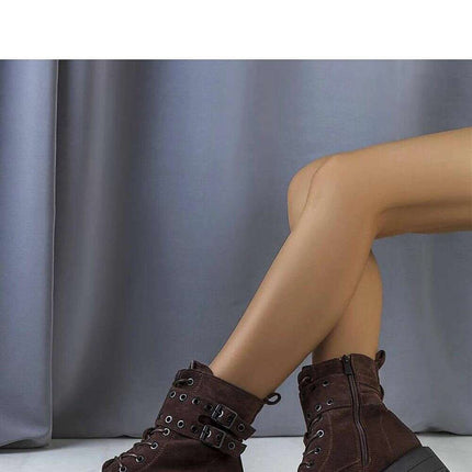 Boots model 205140 - Très Elite