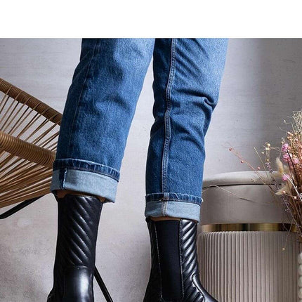 Boots model 205143 - Très Elite