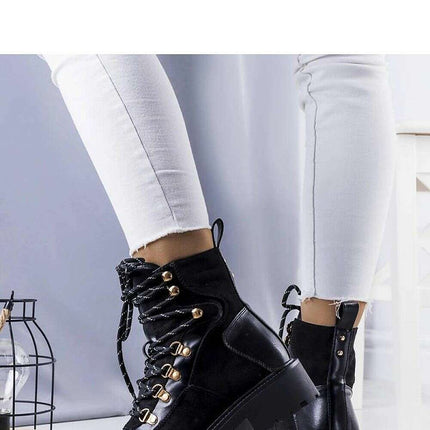Boots model 205145 - Très Elite