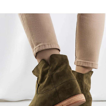 Boots model 205160 - Très Elite