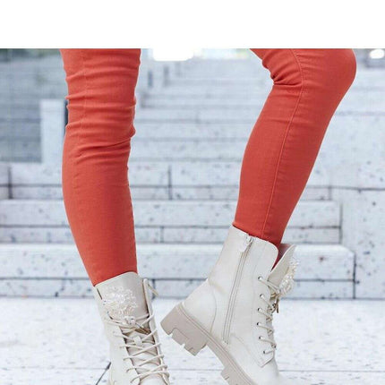 Boots model 205782 - Très Elite