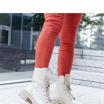 Boots model 205782 - Très Elite