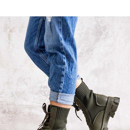 Boots model 205807 - Très Elite