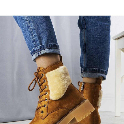 Boots model 205878 - Très Elite