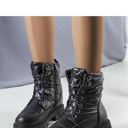 Boots model 205884 - Très Elite