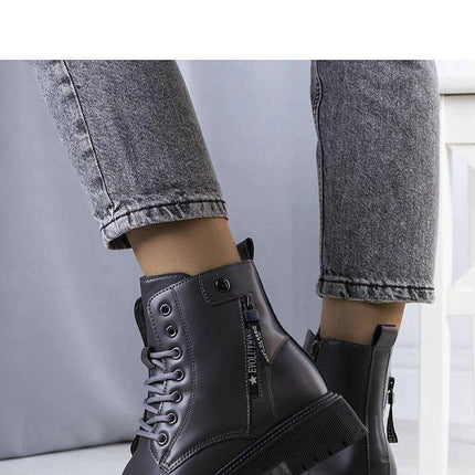 Boots model 205885 - Très Elite