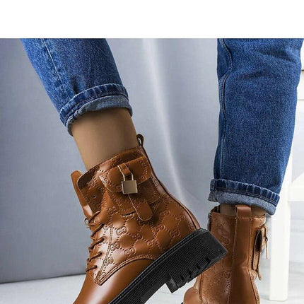Boots model 205886 - Très Elite