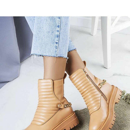 Boots model 205888 - Très Elite