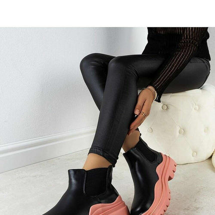 Boots model 205895 - Très Elite