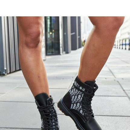 Boots model 206531 - Très Elite