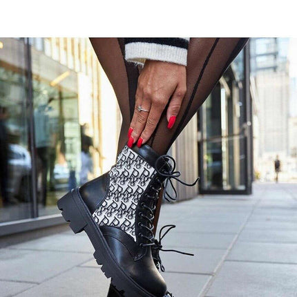 Boots model 206533 - Très Elite