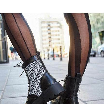 Boots model 206533 - Très Elite