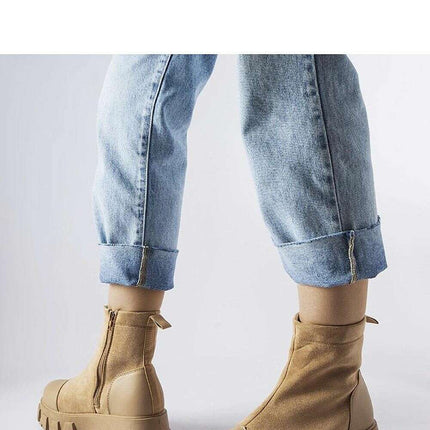 Boots model 206553 - Très Elite