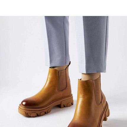Boots model 206557 - Très Elite