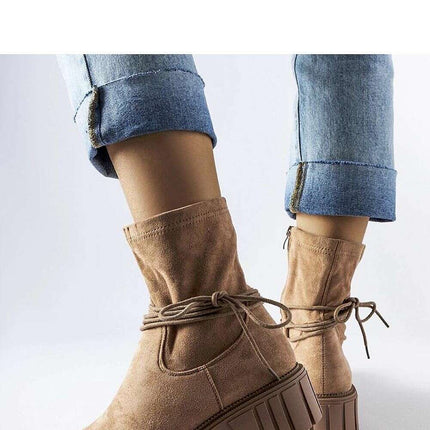 Boots model 206558 - Très Elite