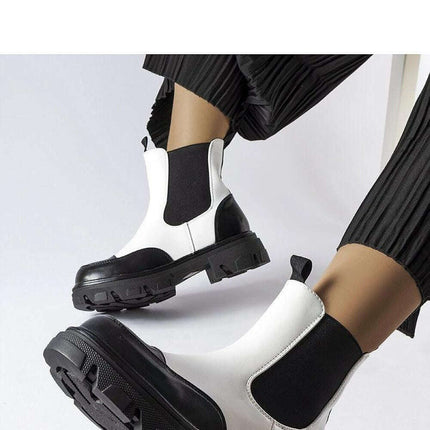 Boots model 206575 - Très Elite