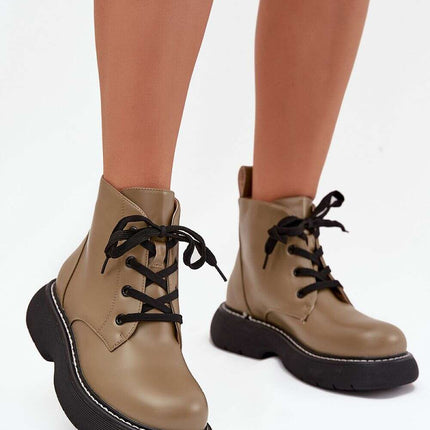 Boots model 217788 - Très Elite
