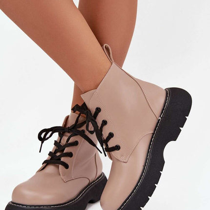 Boots model 217789 - Très Elite