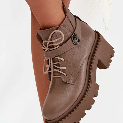 Boots model 217799 - Très Elite