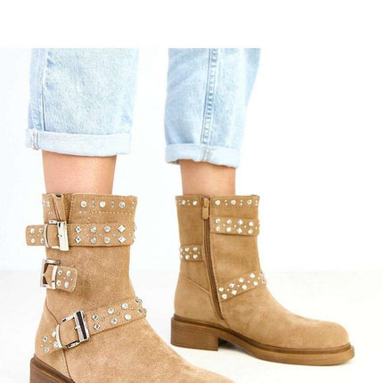 Boots model 217932 - Très Elite