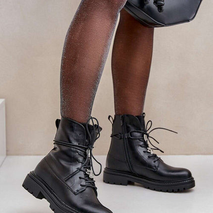 Boots model 218518 - Très Elite