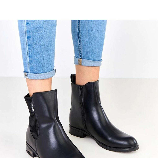 Boots model 219184 - Très Elite