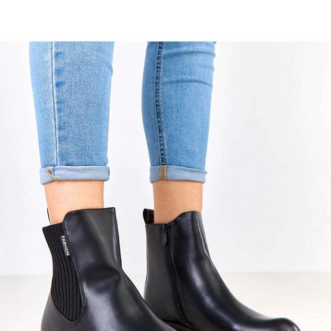Boots model 219184 - Très Elite