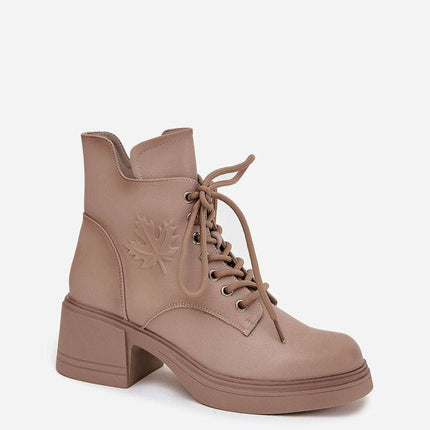 Boots model 219255 - Très Elite