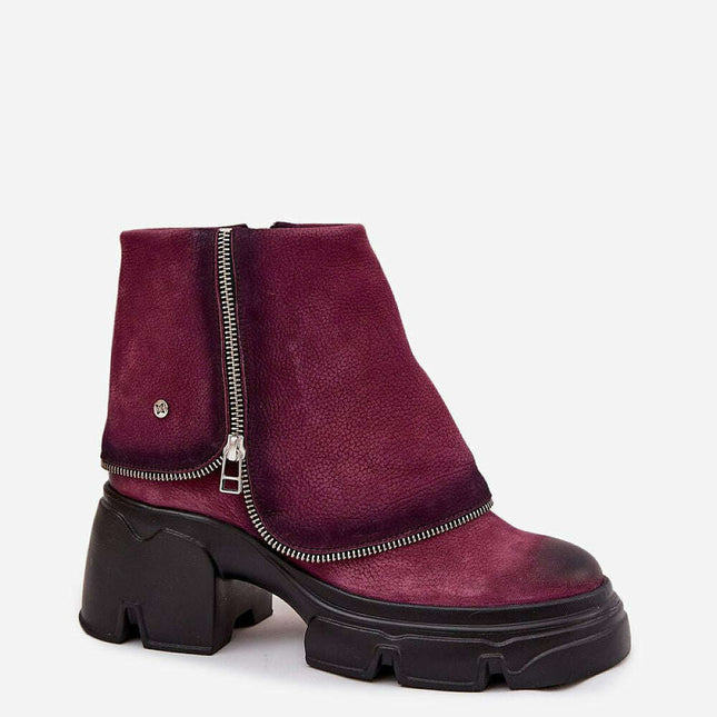 Boots model 219392- Très Elite- Très Elite