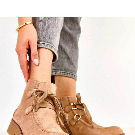Boots model 219659 - Très Elite