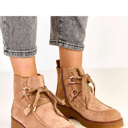 Boots model 219659 - Très Elite