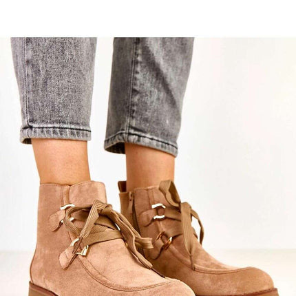 Boots model 219659 - Très Elite